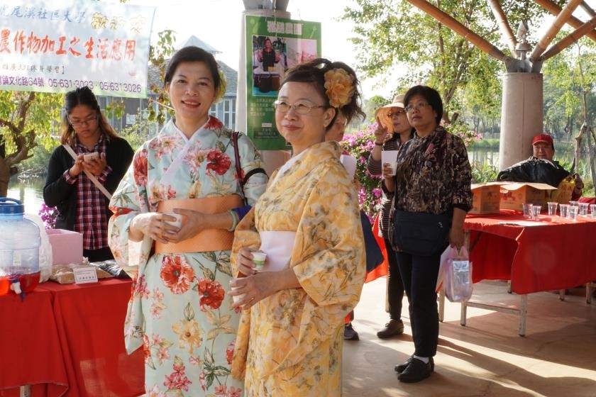 圖.日語班學員於成果展盛裝出席 圖.日語班學員於成果展盛裝出席