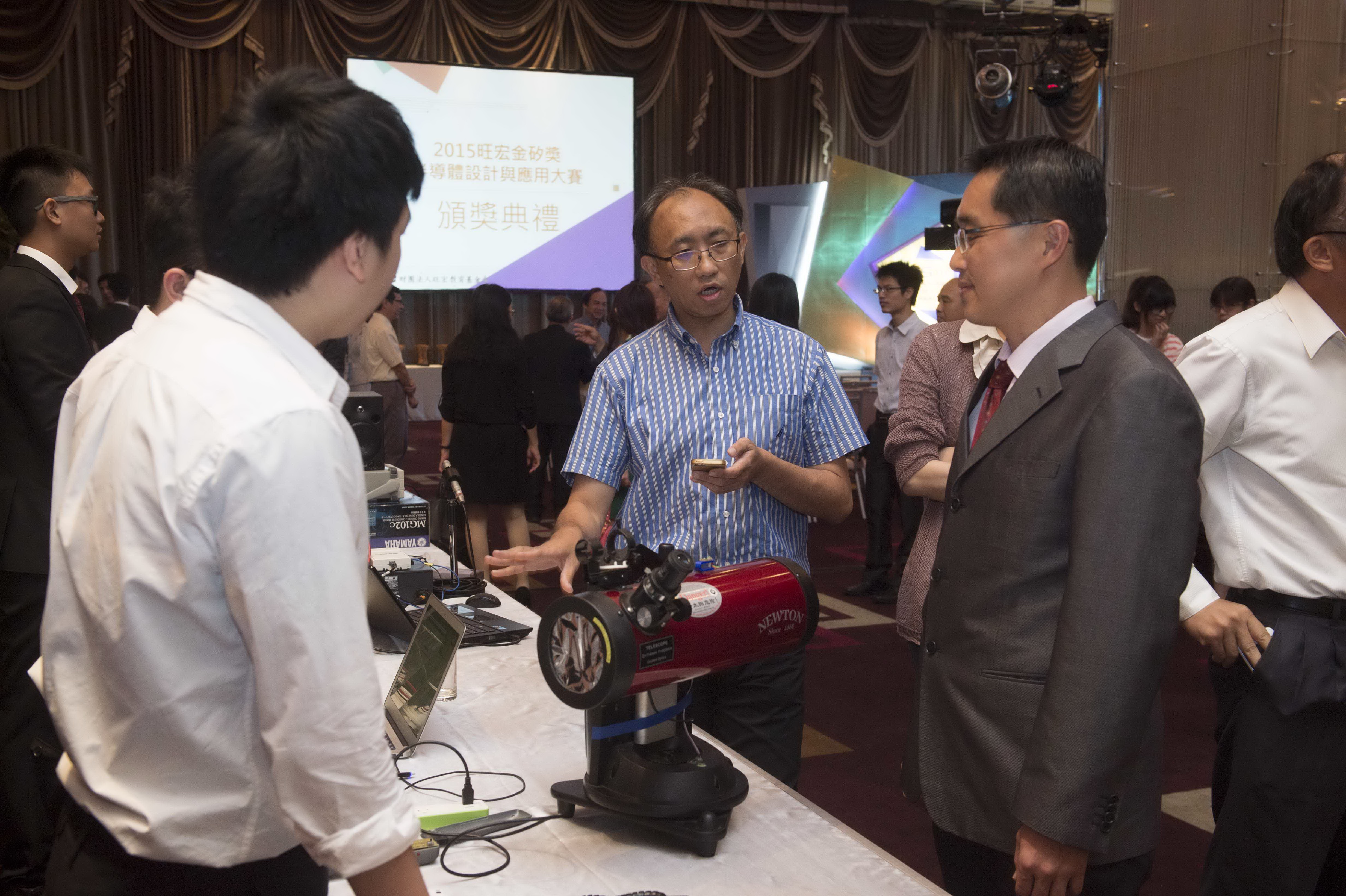 虎尾科大、台大二校相互交流 (照片提供:旺宏教育基金會)