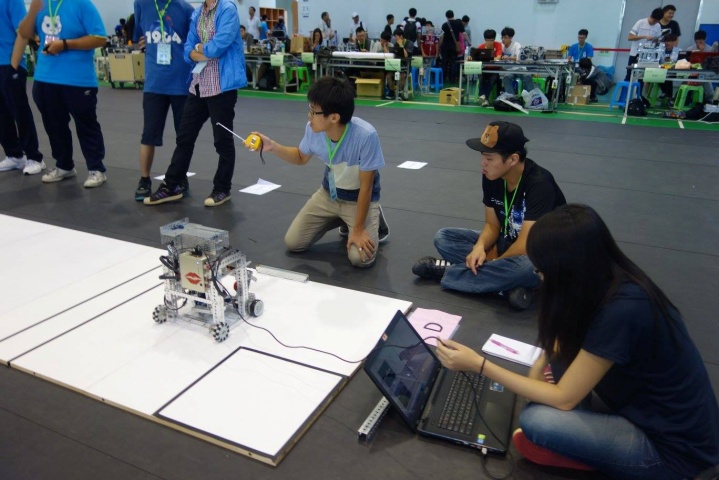 archive 4012 7478f3ca